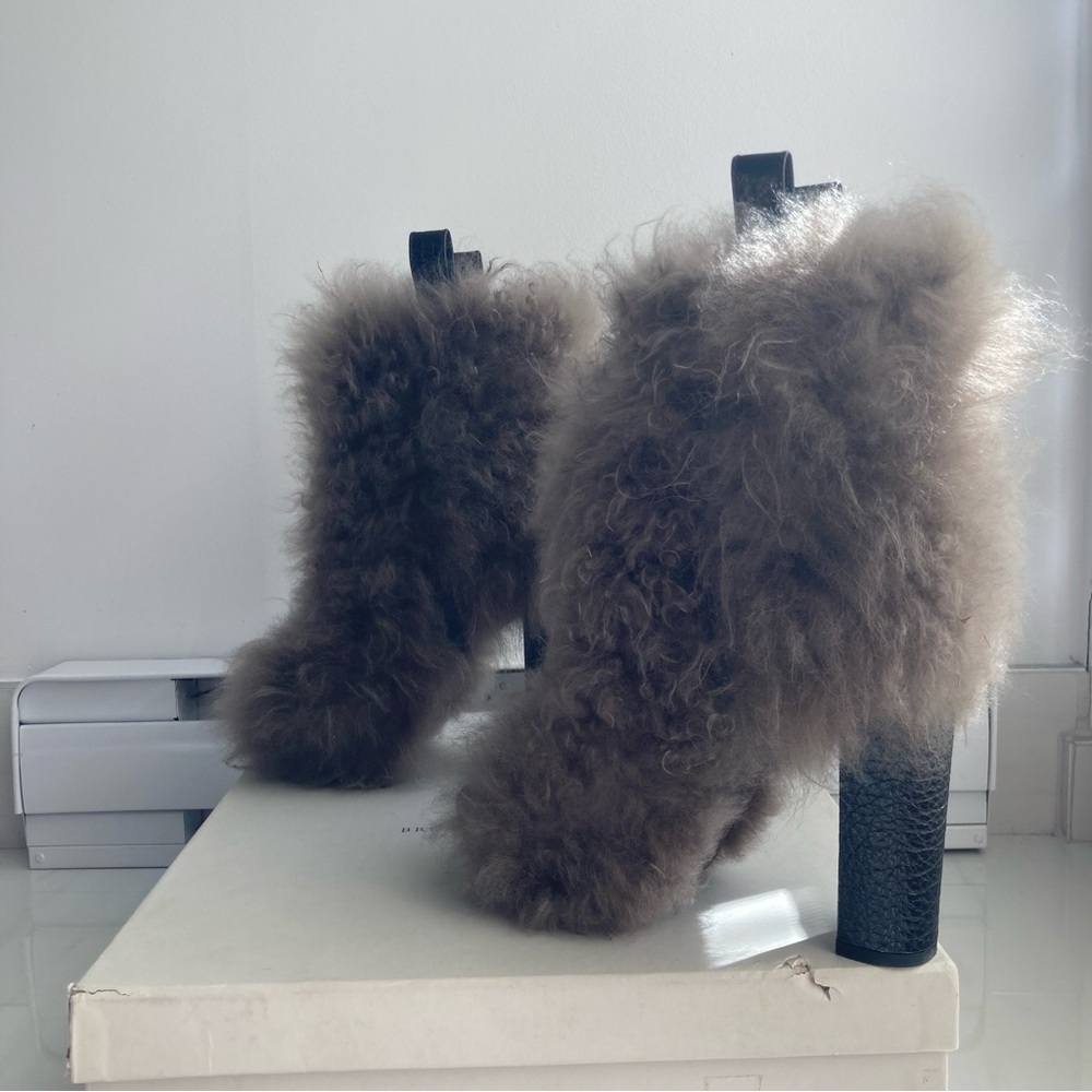 BRUNELLO CUCINELLI | ´Bordeaux’ Embossed Leather Peep Toe Lamb Fur Booties 37.5